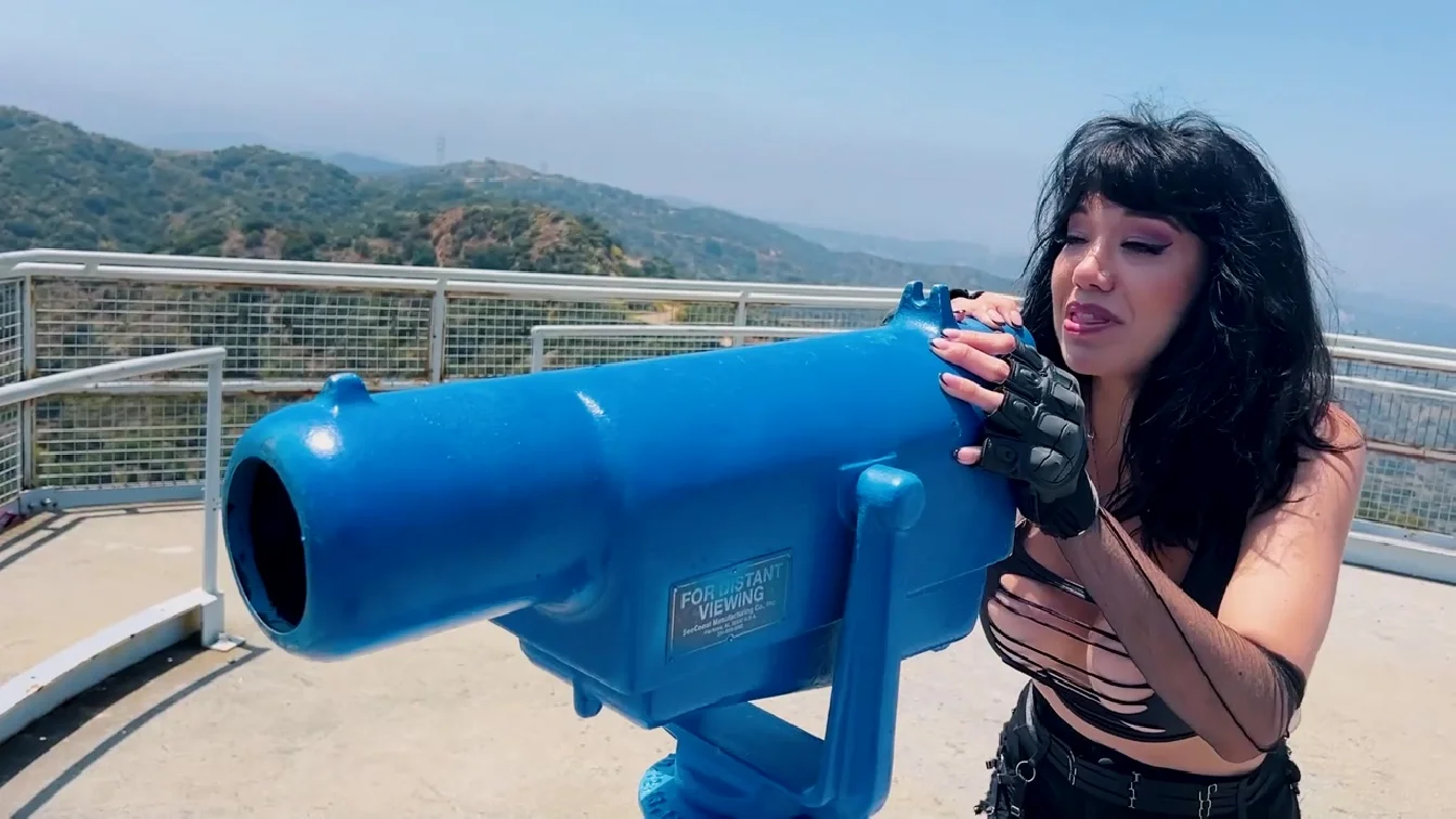 ManyVids Little Puck Mommy Apocalypse The Fucking Virus XXX